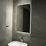 Zen Apartment